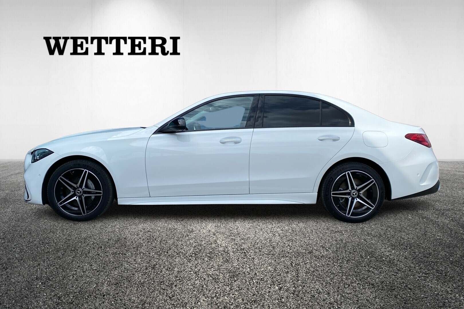 MERCEDES-BENZ C 2024