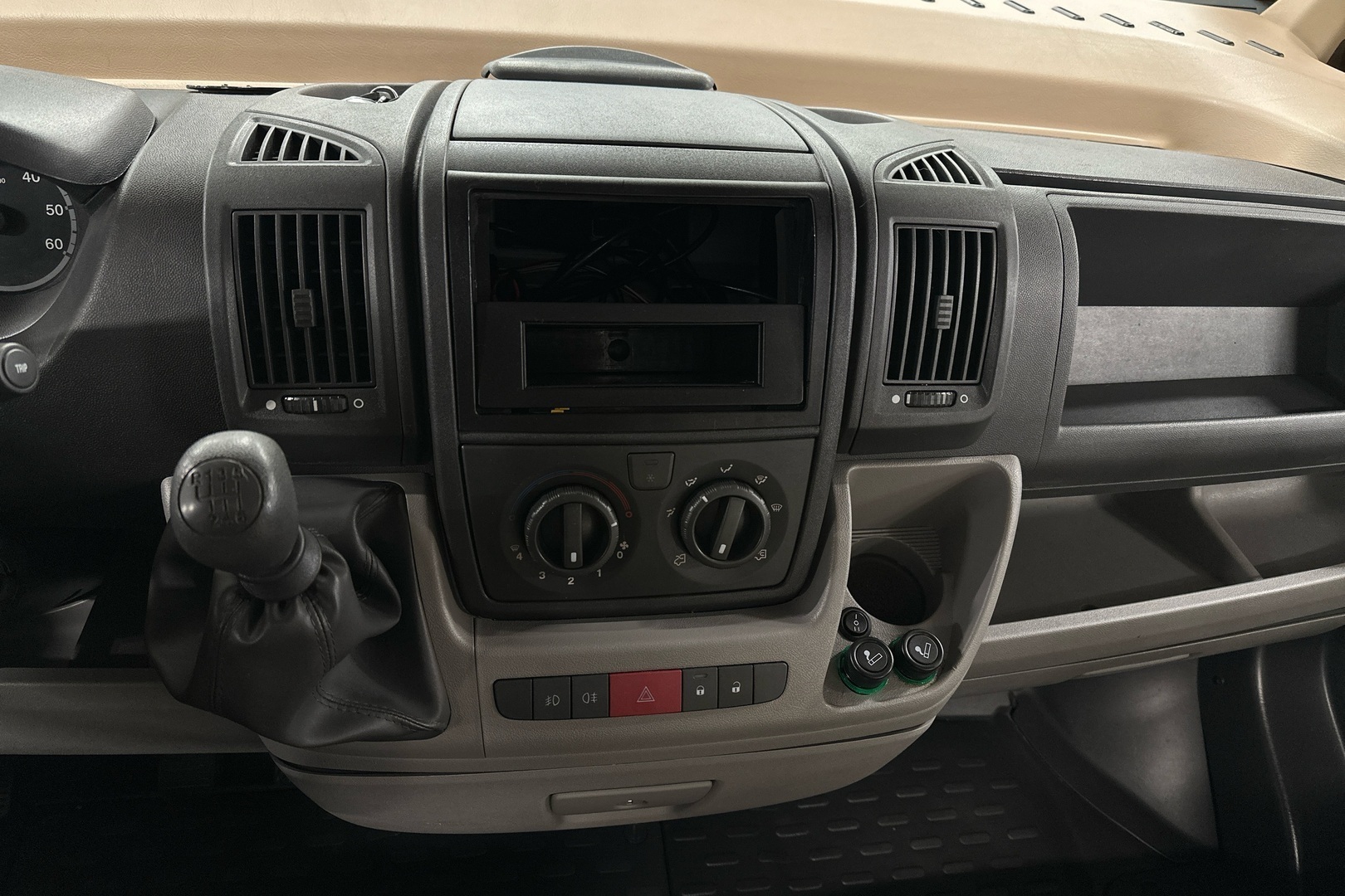 KNAUS S Liner 700 LEG, Fiat 2008