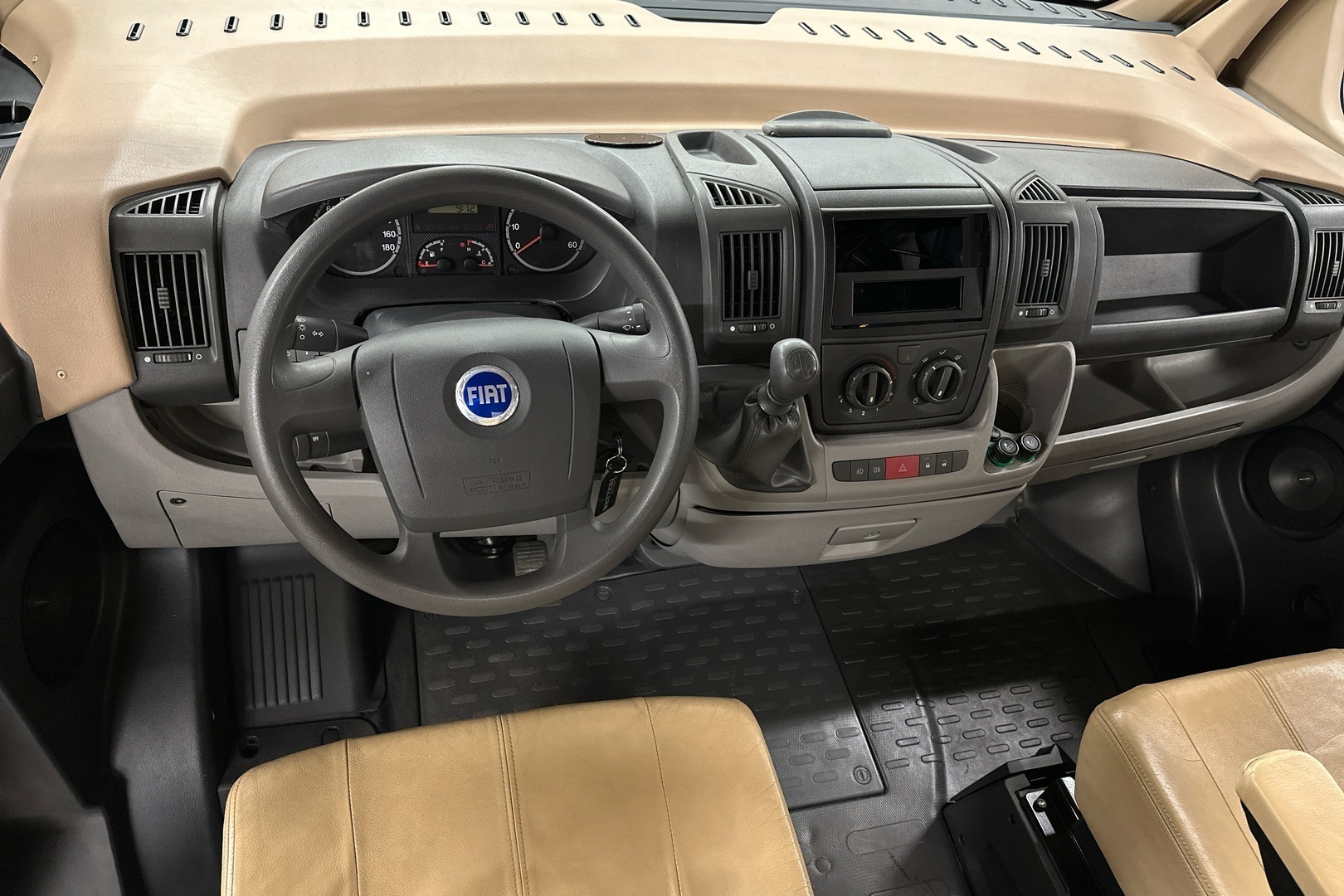 KNAUS S Liner 700 LEG, Fiat 2008