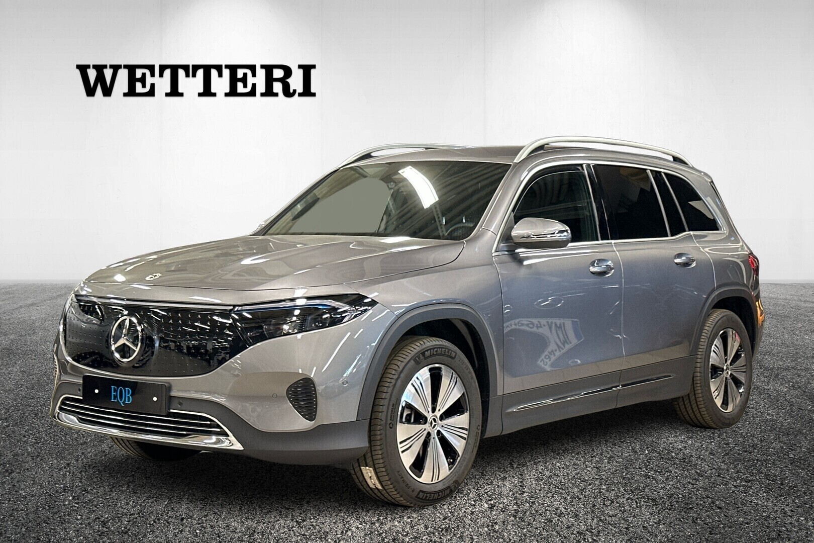 MERCEDES-BENZ EQB 2025
