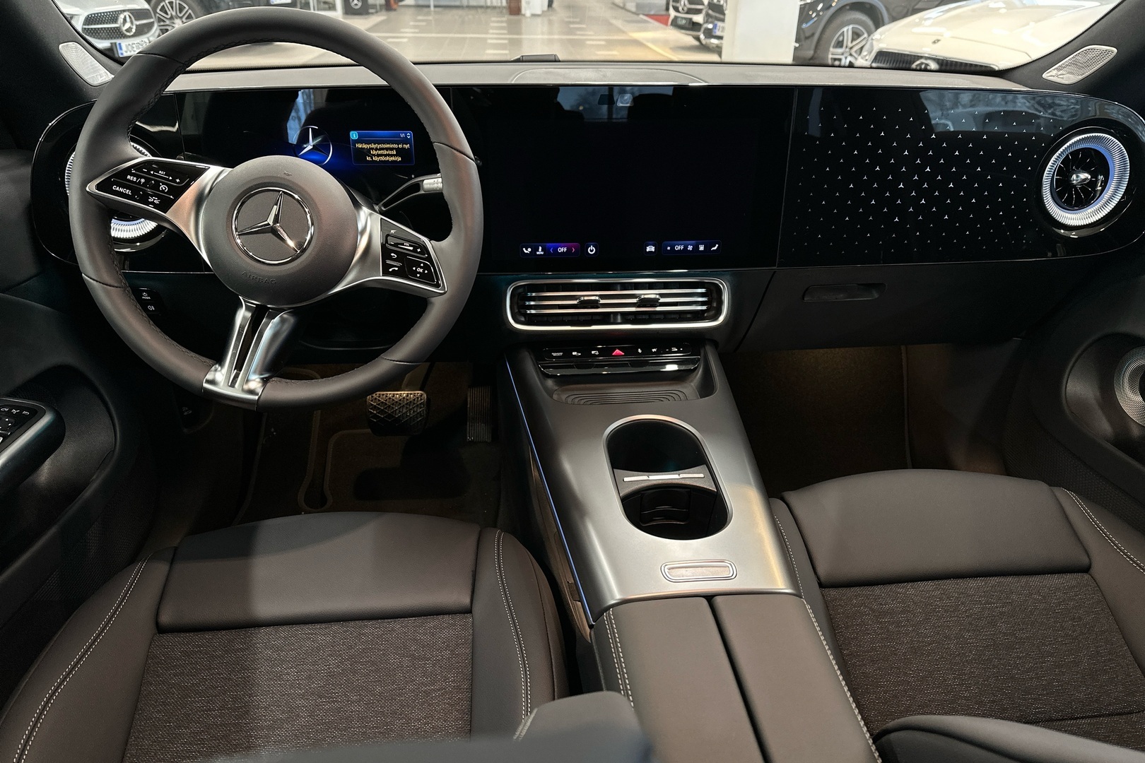MERCEDES-BENZ CLA 2025