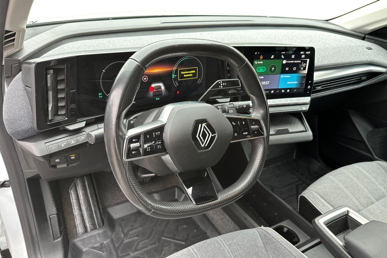RENAULT Megane 8