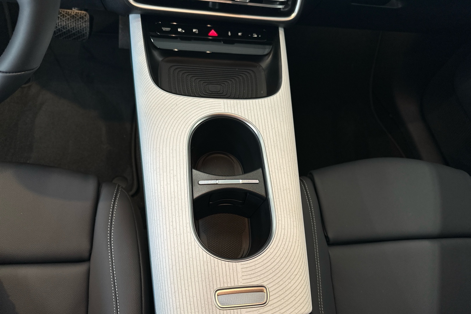 MERCEDES-BENZ CLA 2026