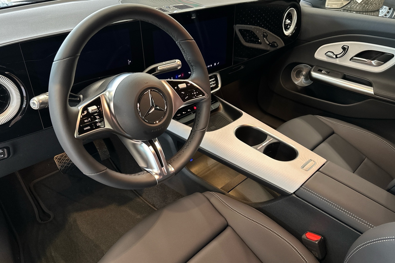 MERCEDES-BENZ CLA 2026