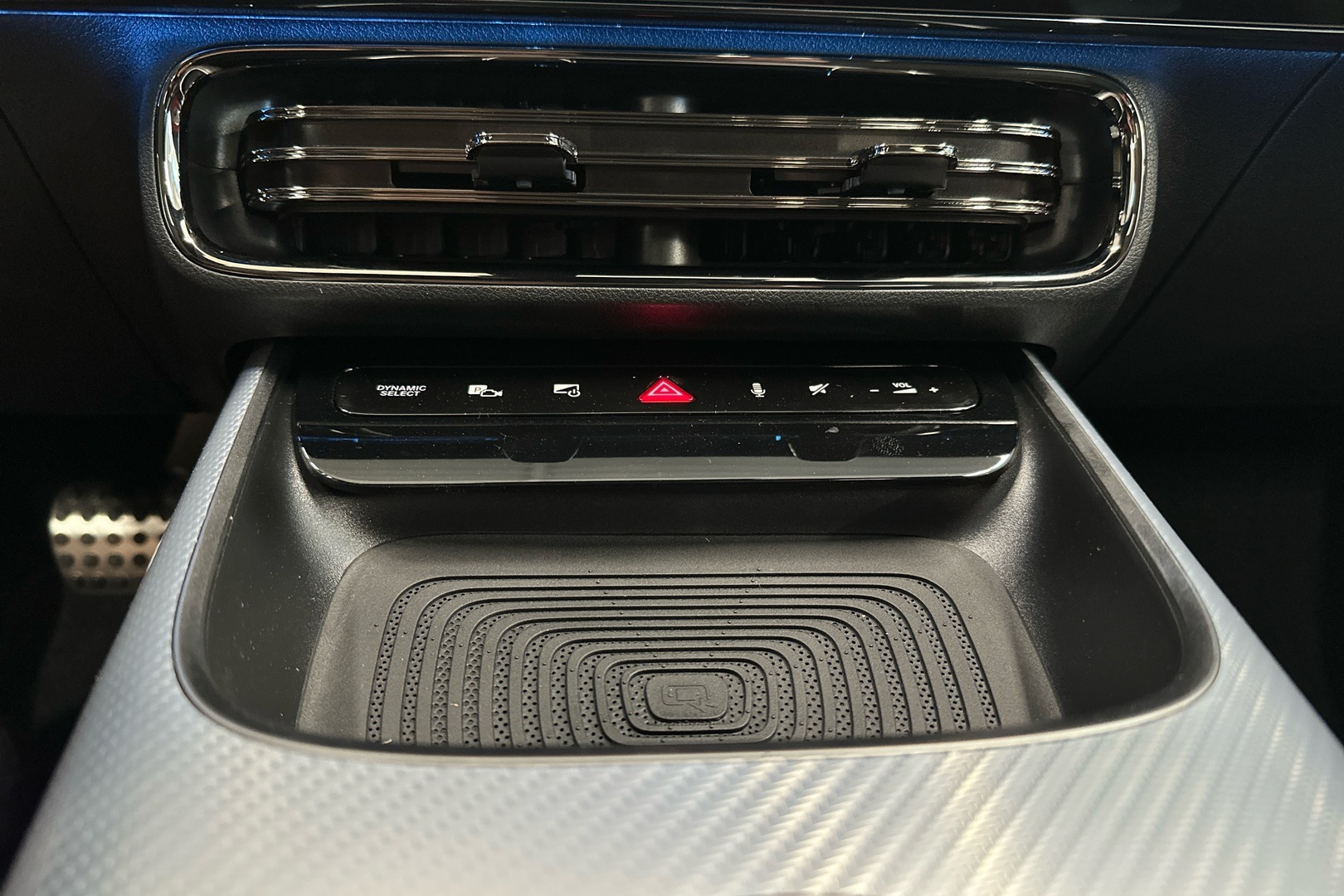MERCEDES-BENZ CLA 2026