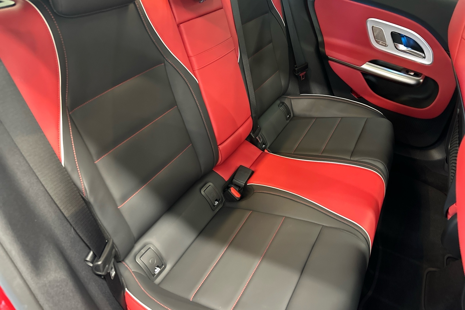 MERCEDES-BENZ CLA 2026