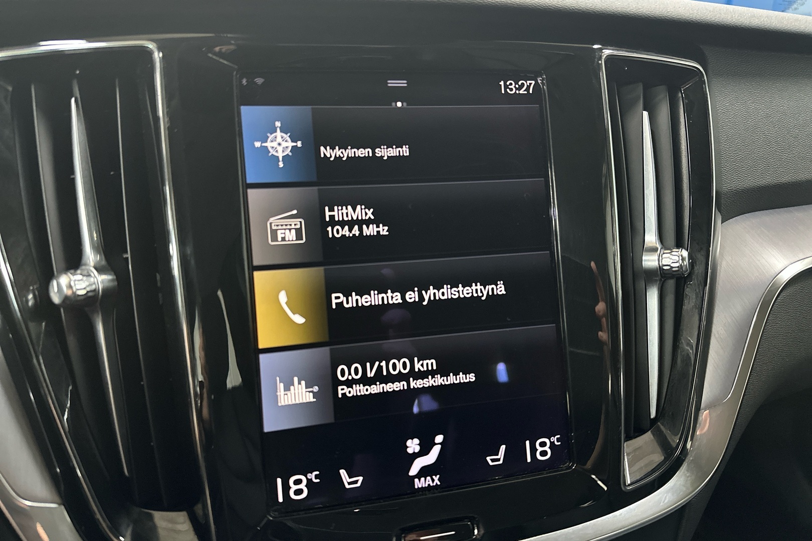 VOLVO V60 2021