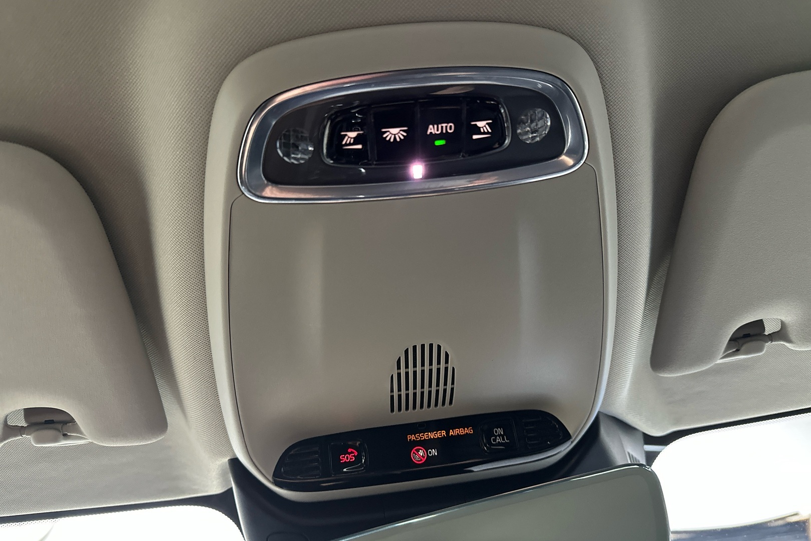 VOLVO V60 2021