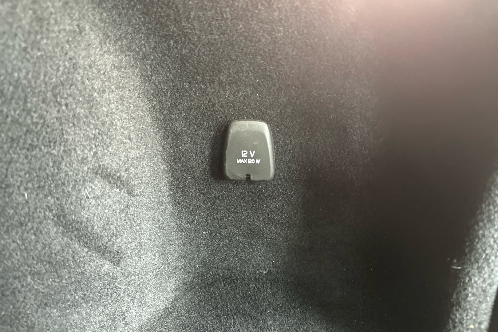 VOLVO V60 2021