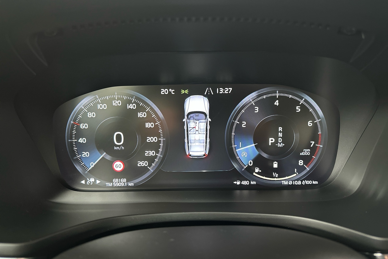 VOLVO V60 2021