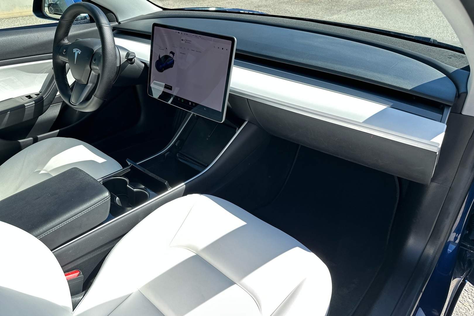 TESLA Model 3 2019