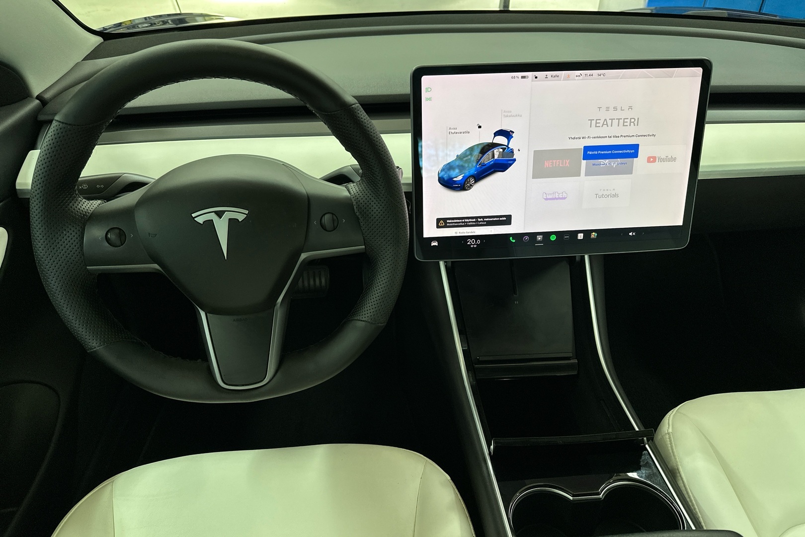 TESLA Model 3 2019