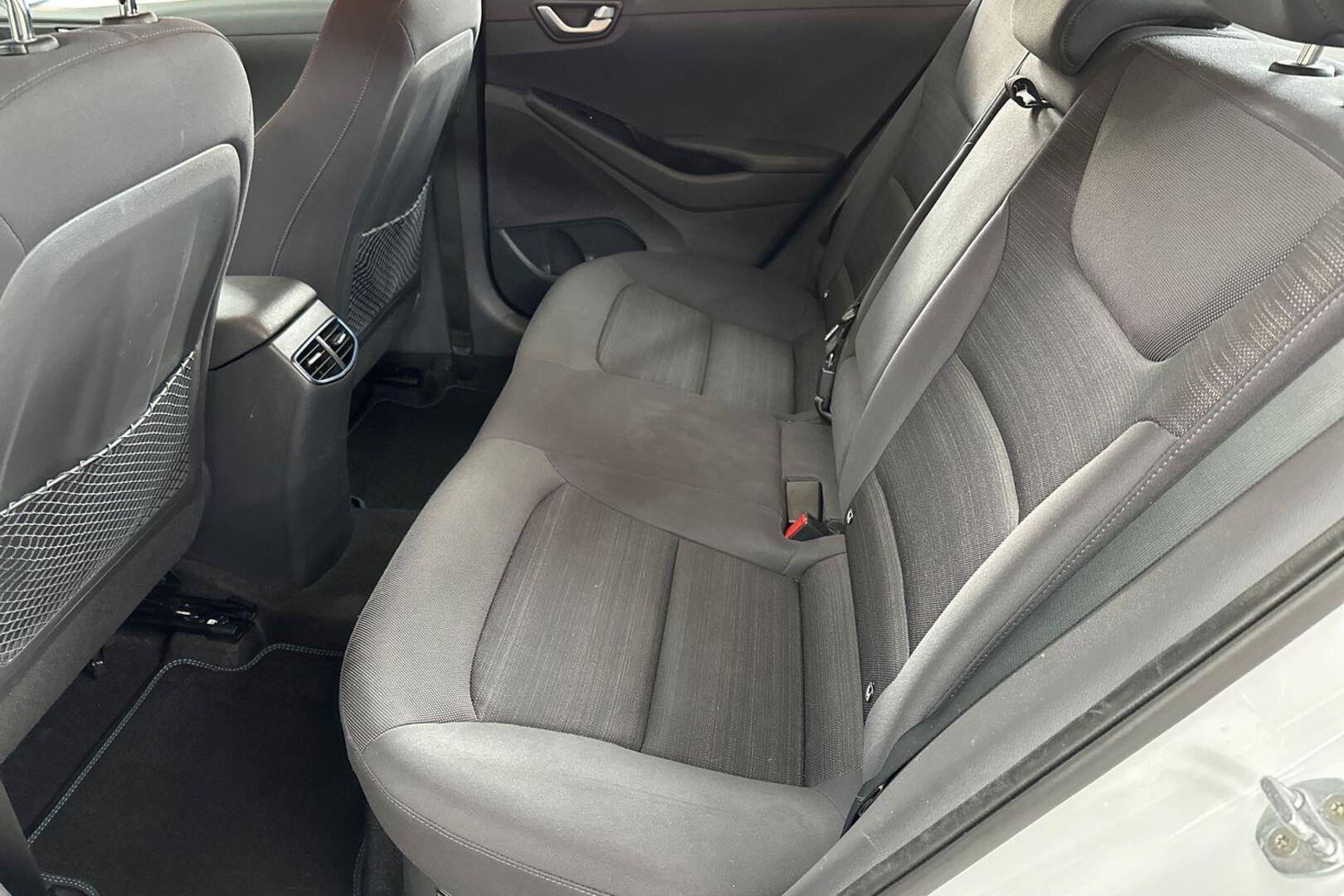 HYUNDAI IONIQ HYBRID 2017