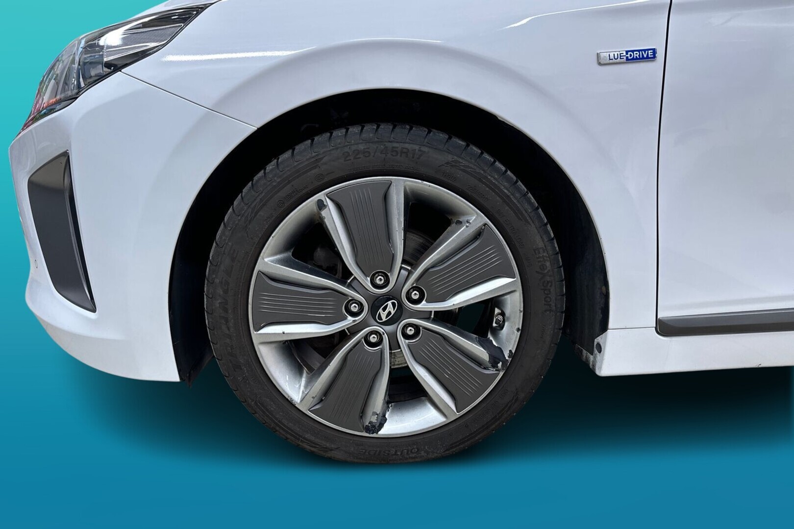 HYUNDAI IONIQ HYBRID 2017