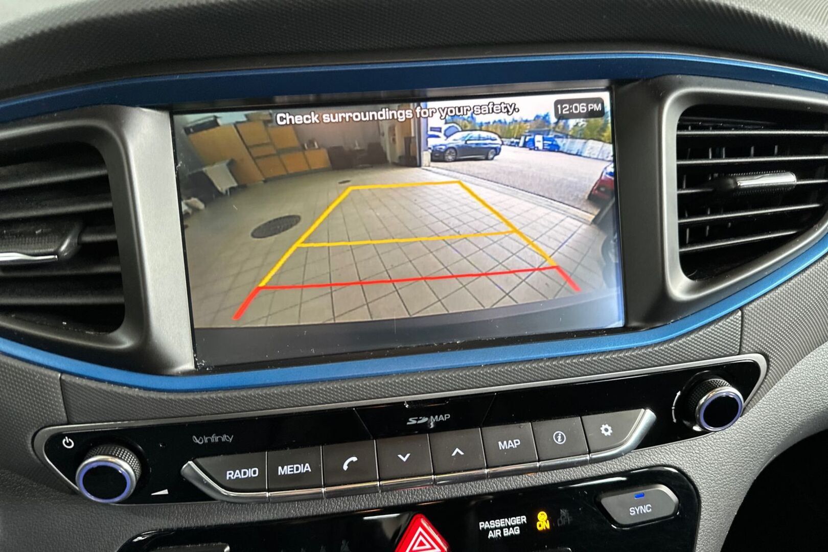 HYUNDAI IONIQ HYBRID 2017