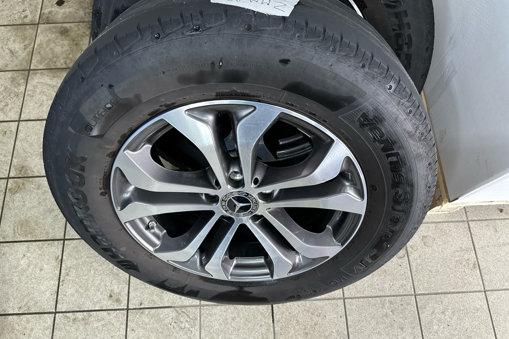 MERCEDES-BENZ GLC 2019