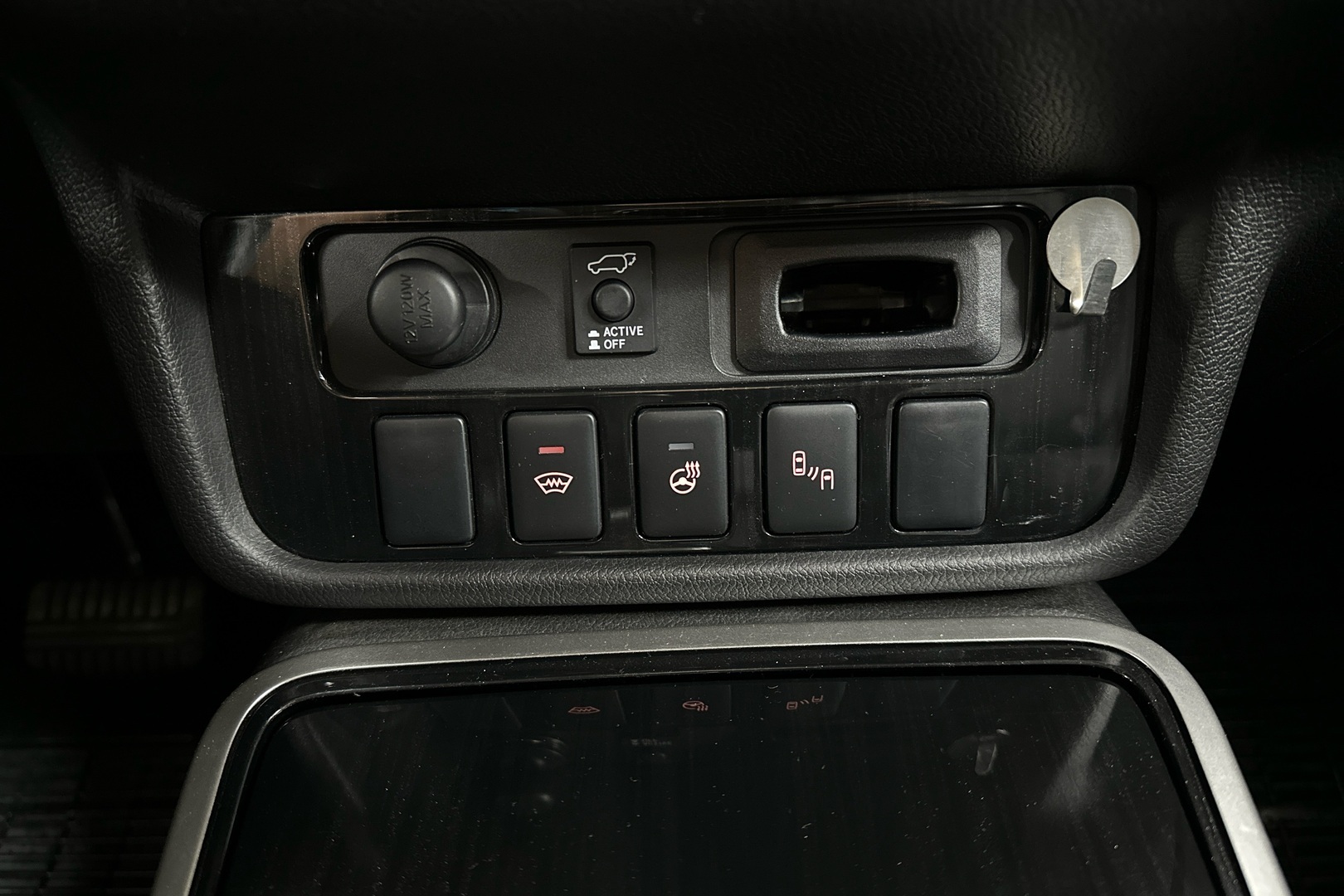 MITSUBISHI Outlander PHEV 2017