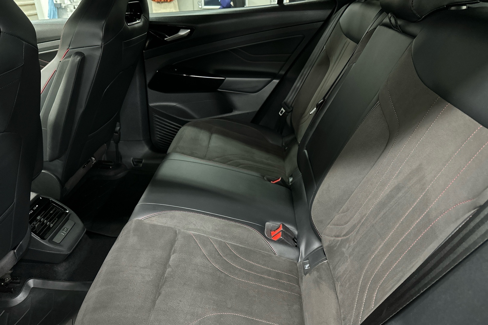 VOLKSWAGEN ID.5 2023