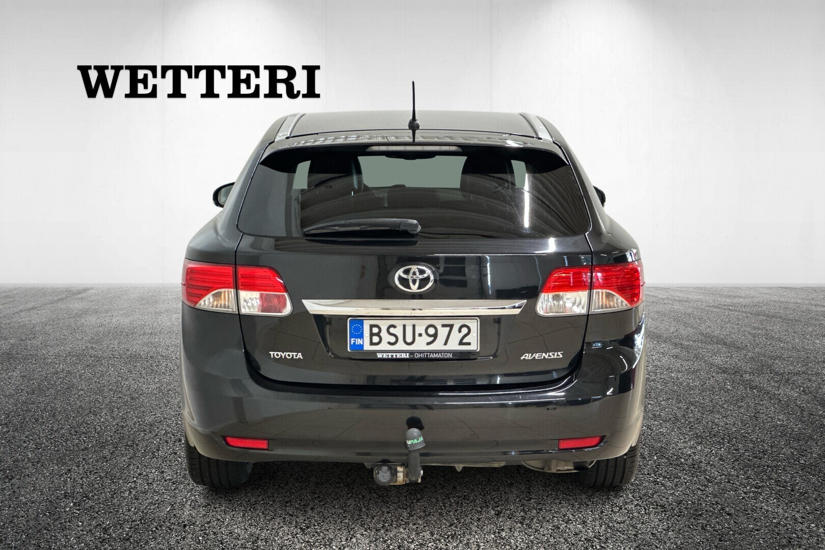 TOYOTA Avensis 2015
