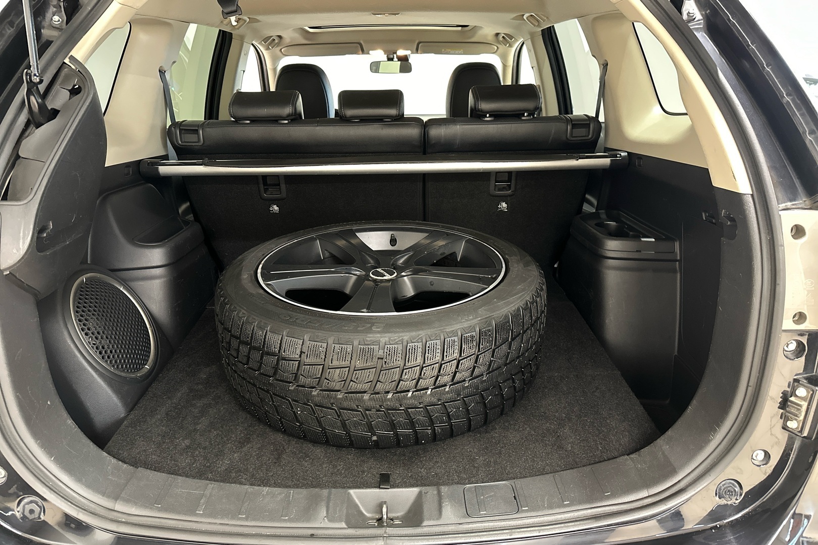 MITSUBISHI Outlander PHEV 2013