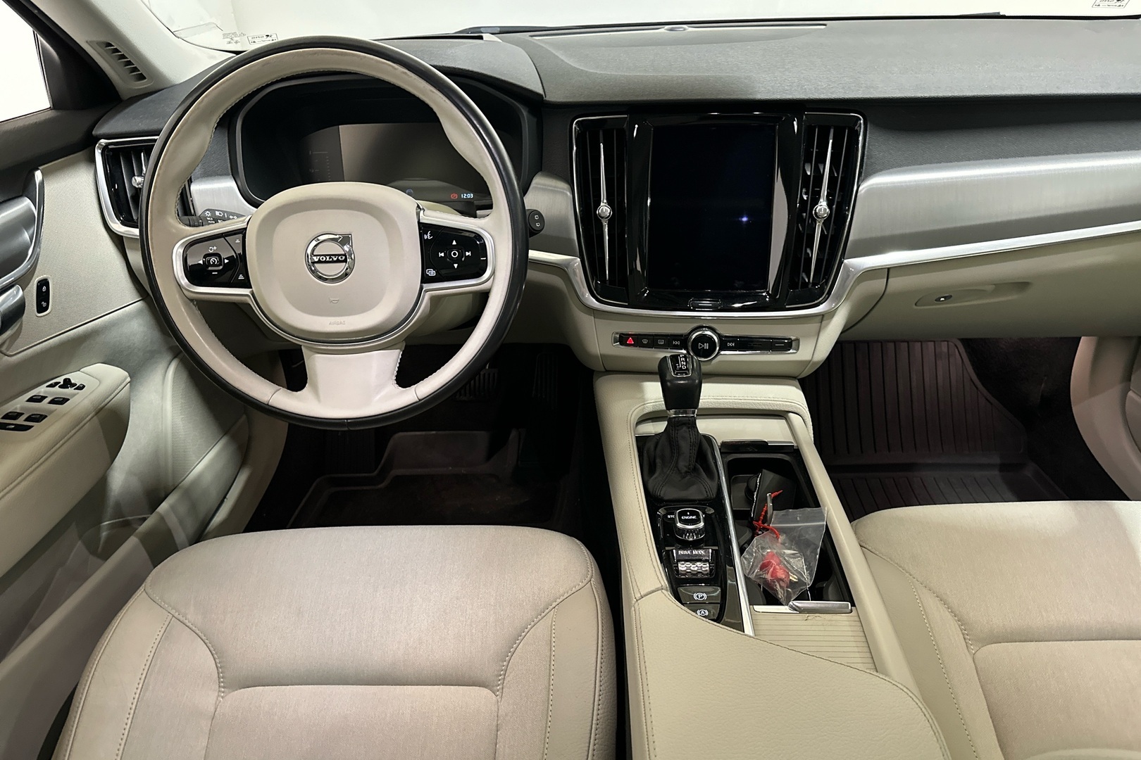 VOLVO V90 2016
