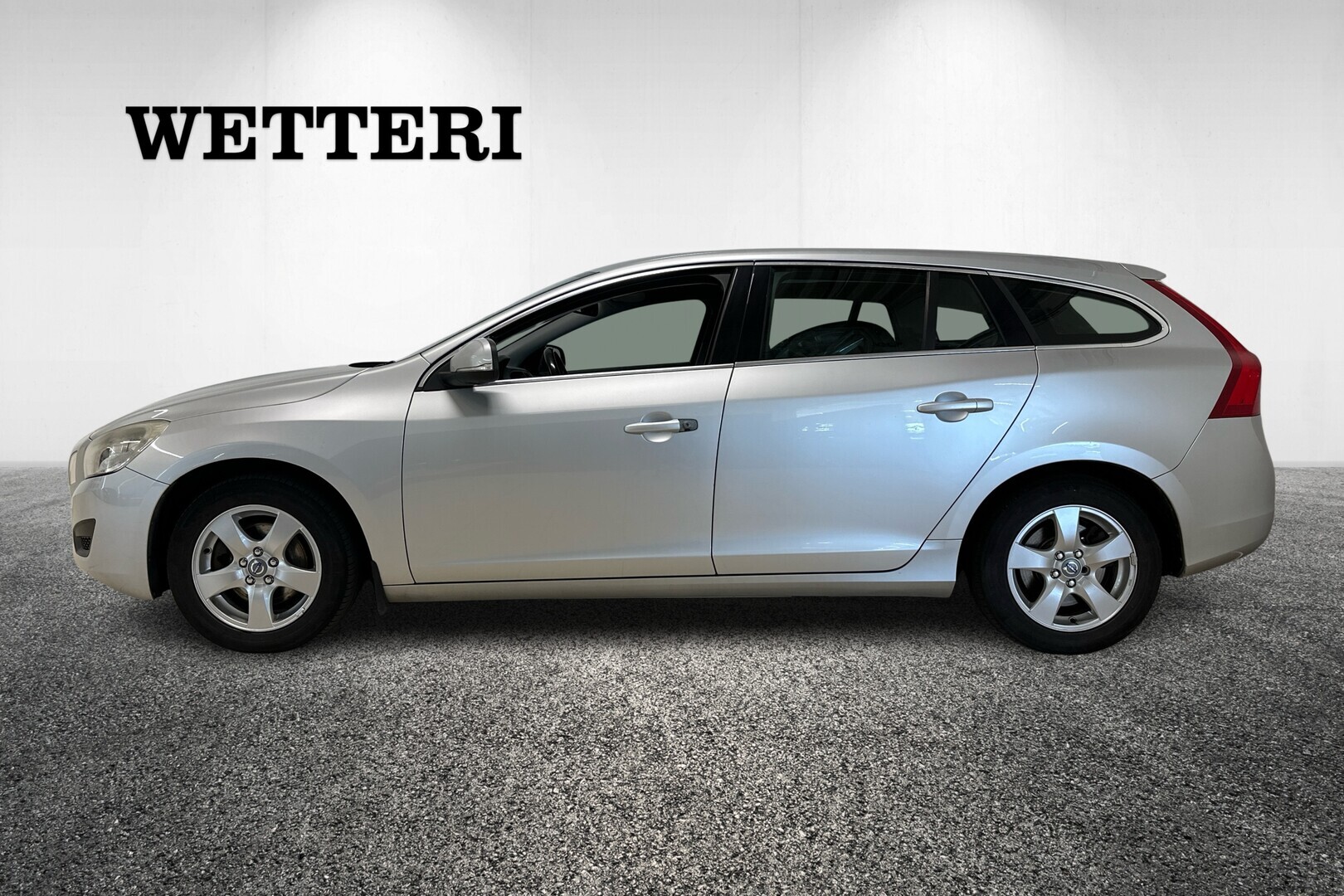 VOLVO V60 2011