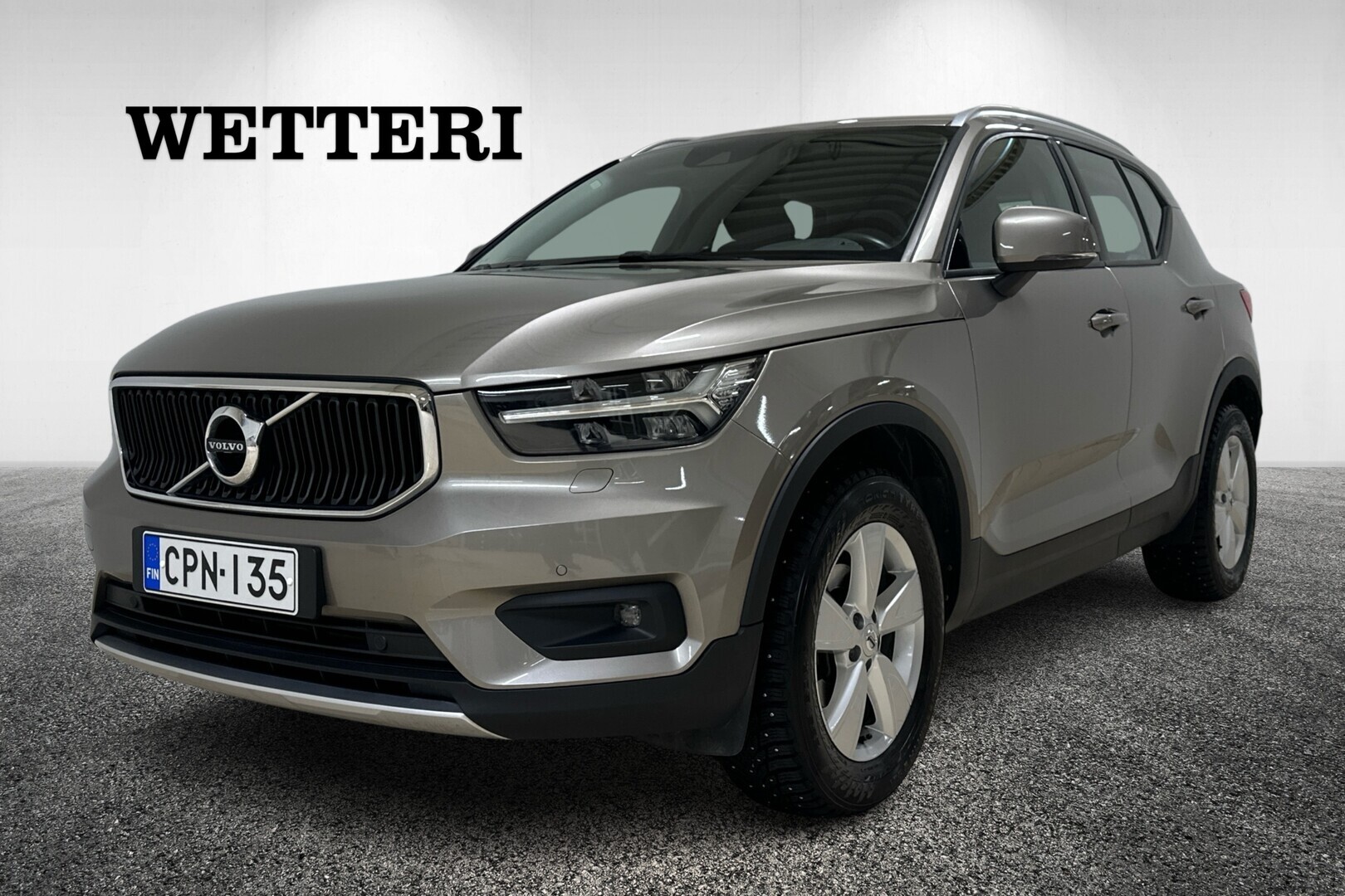VOLVO XC40 2021