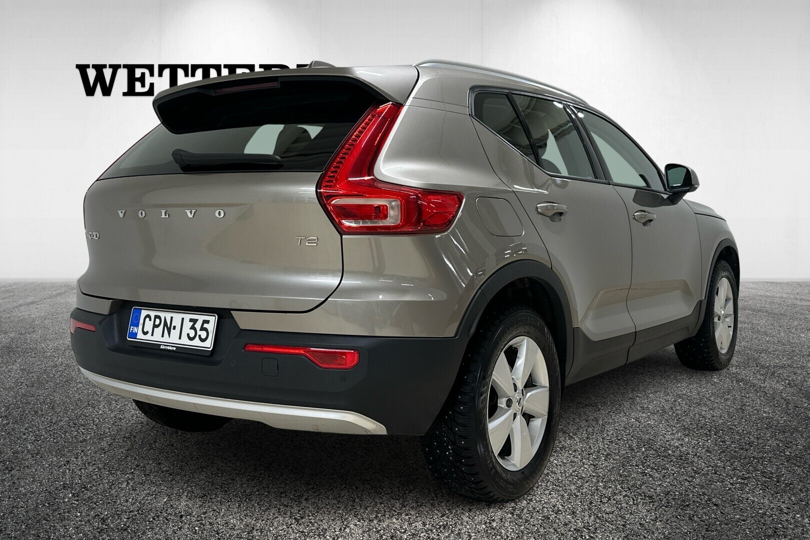 VOLVO XC40 2021