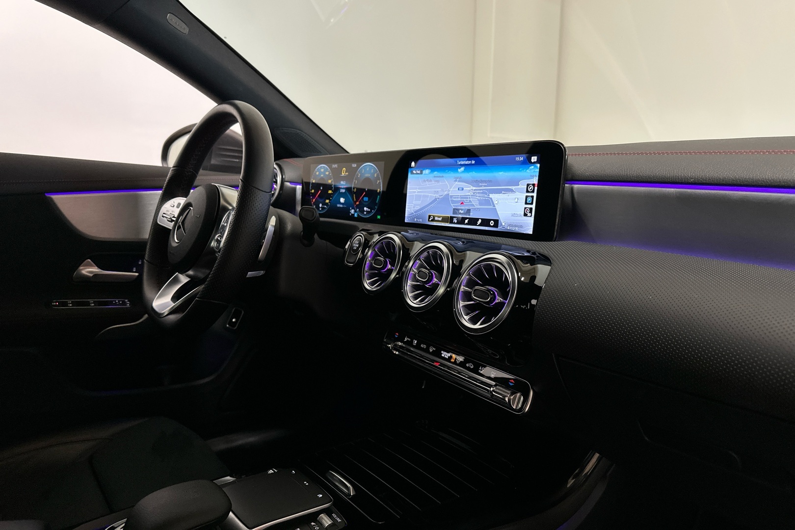 MERCEDES-BENZ CLA 2021