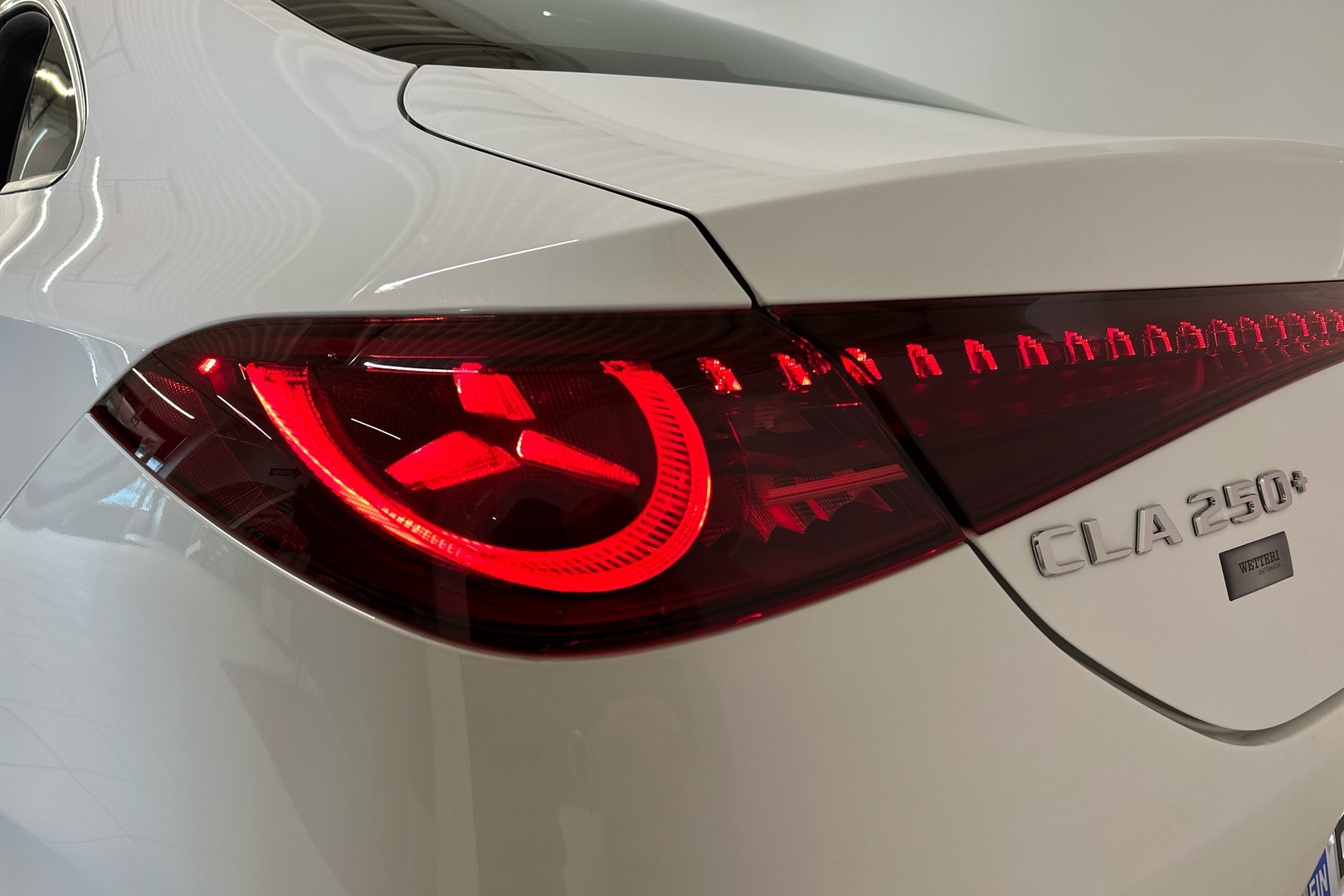 MERCEDES-BENZ CLA 2025