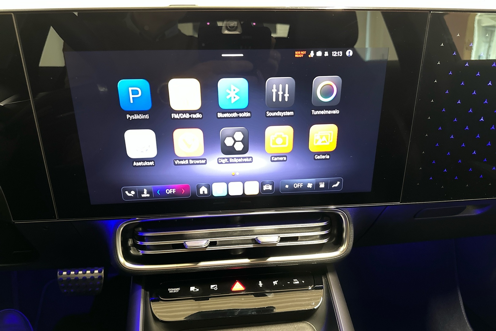 MERCEDES-BENZ CLA 2025