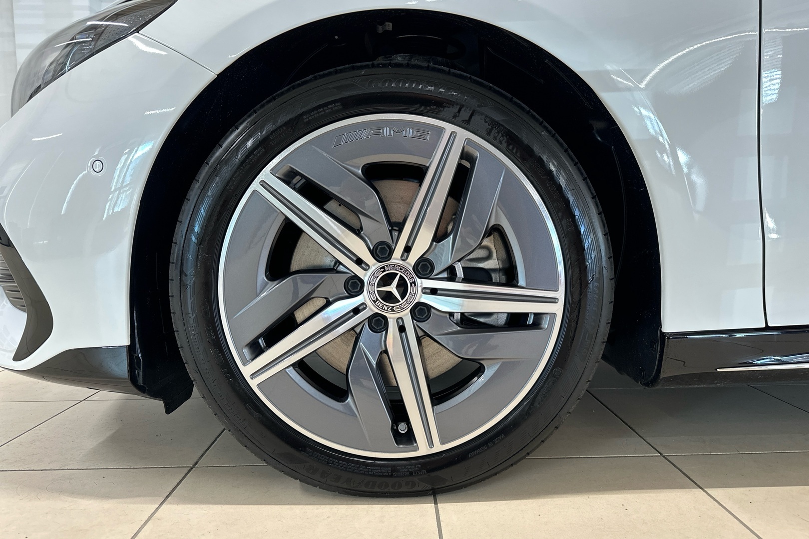 MERCEDES-BENZ CLA 2025