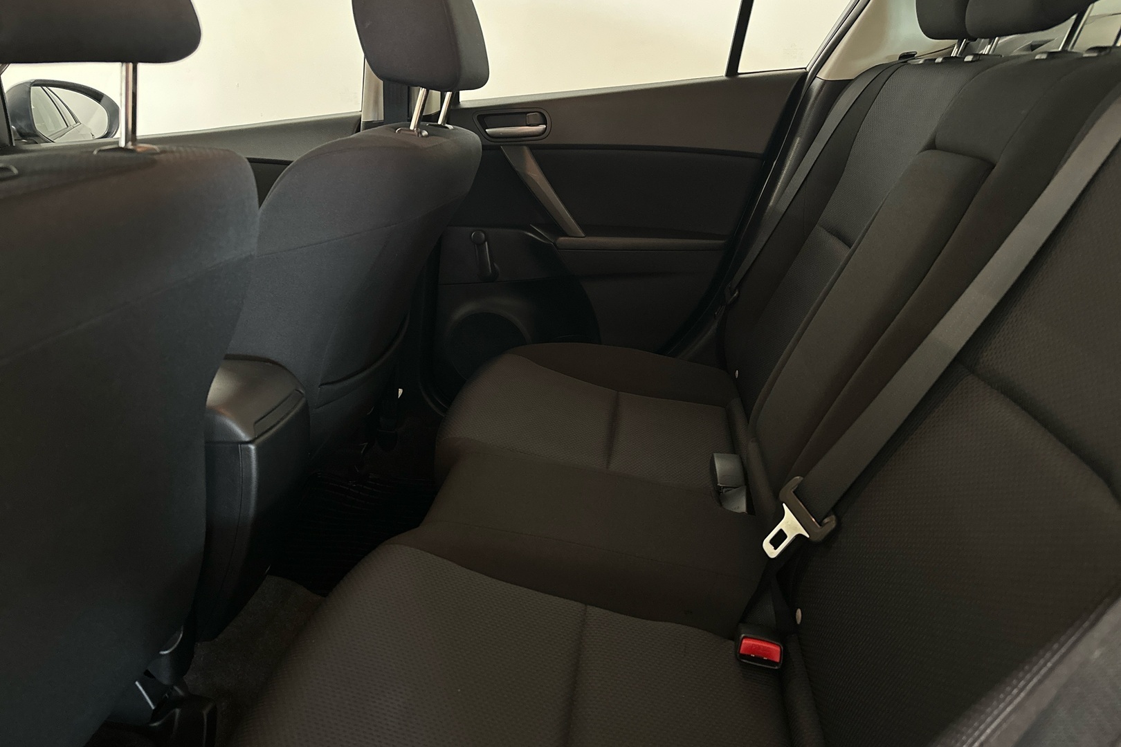 MAZDA Mazda3 9