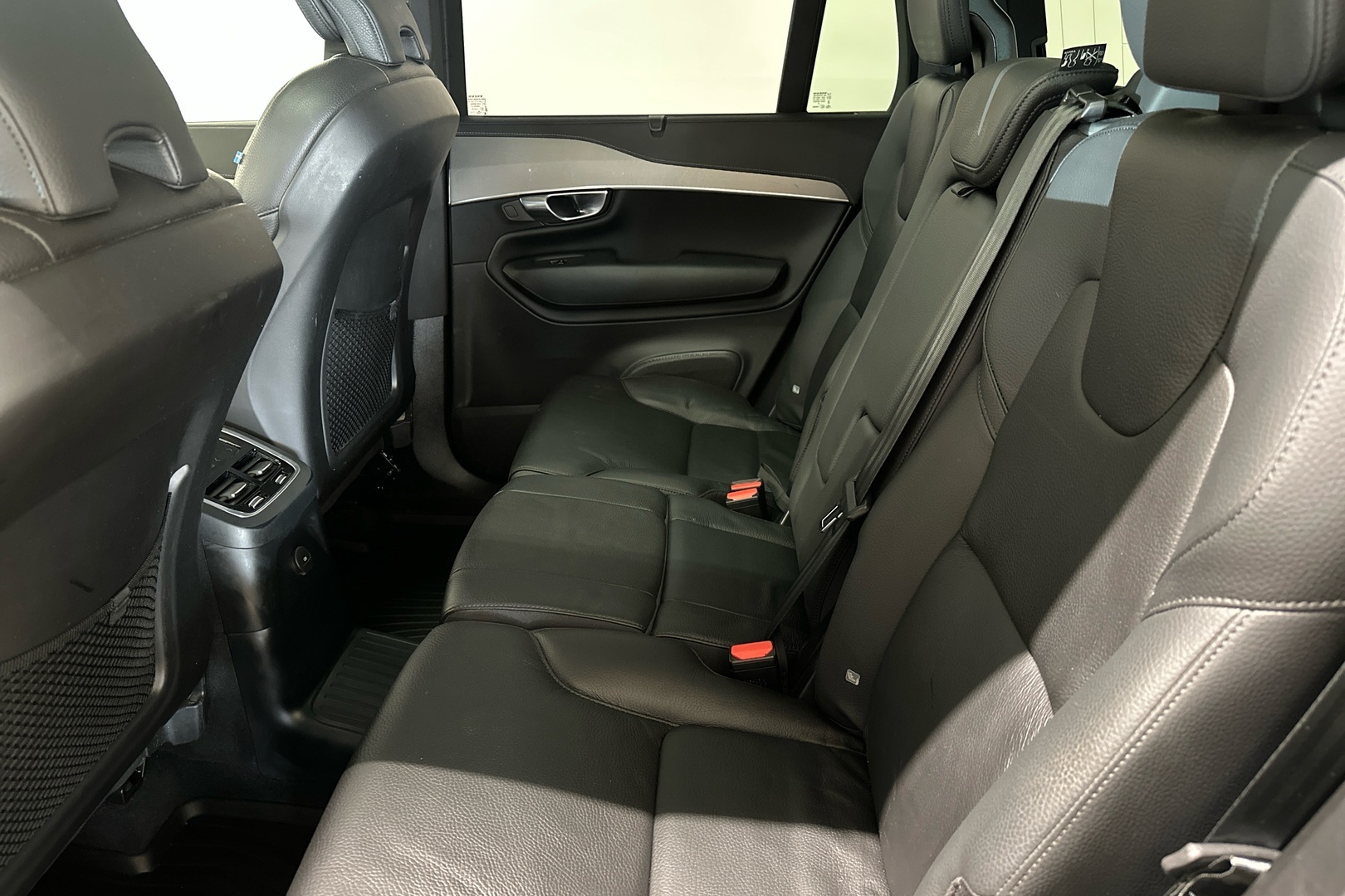 VOLVO XC90 2023