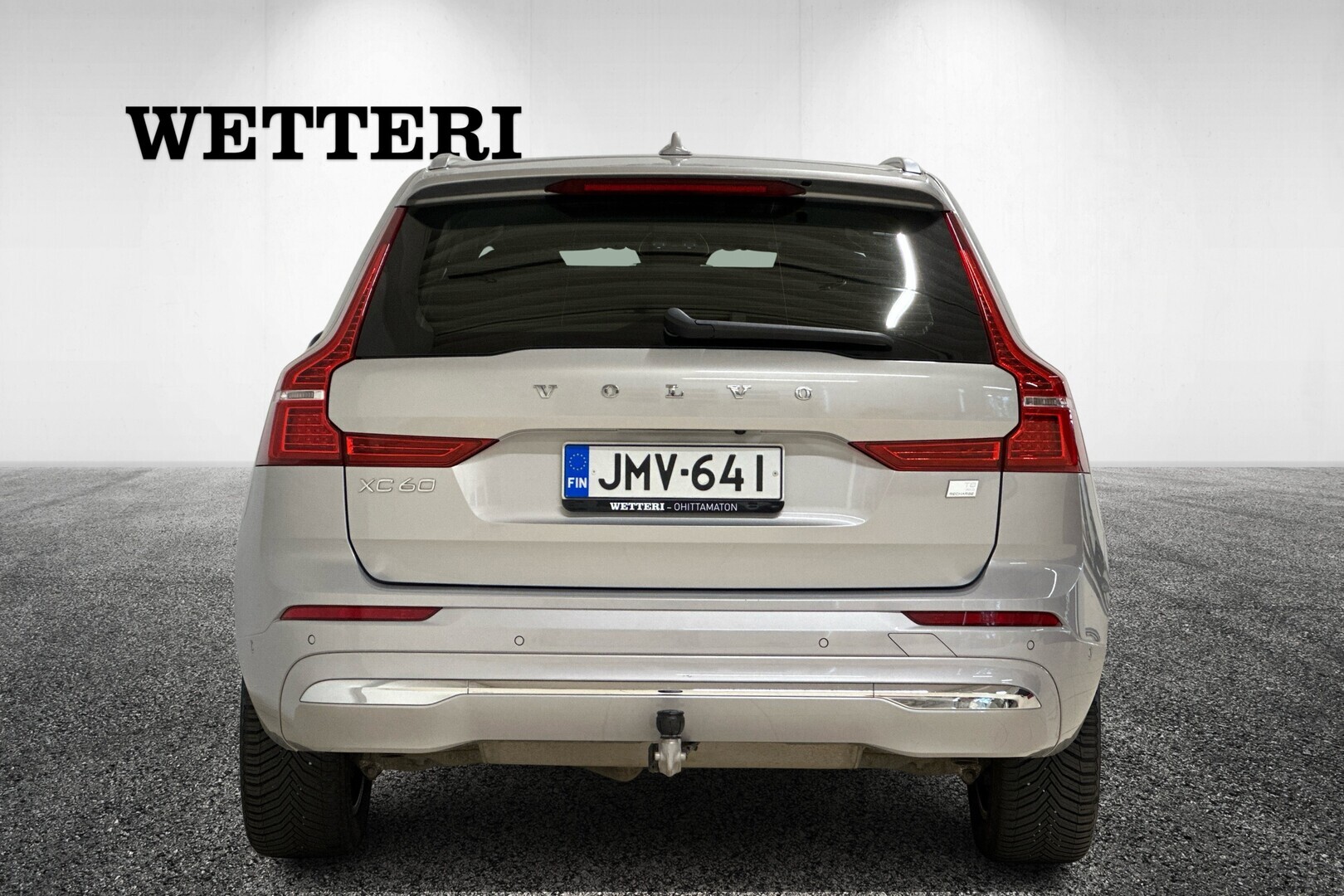 VOLVO XC60 2023