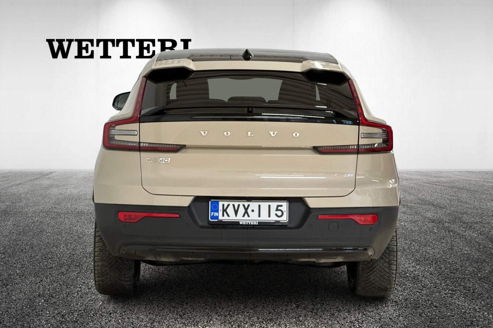 VOLVO EC40 2025