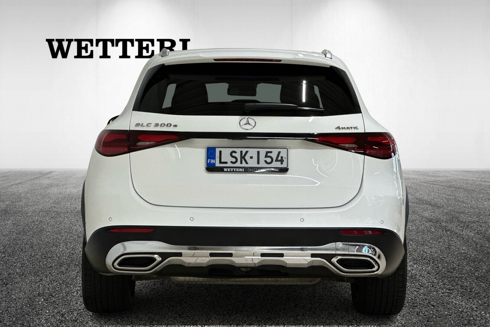 MERCEDES-BENZ GLC 2023