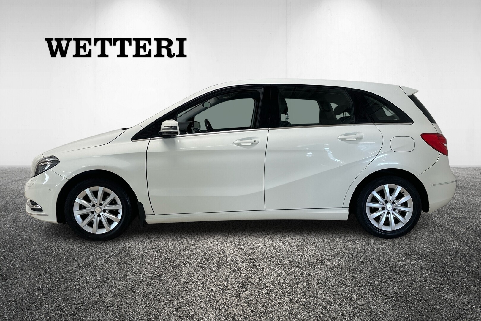 MERCEDES-BENZ B 2013