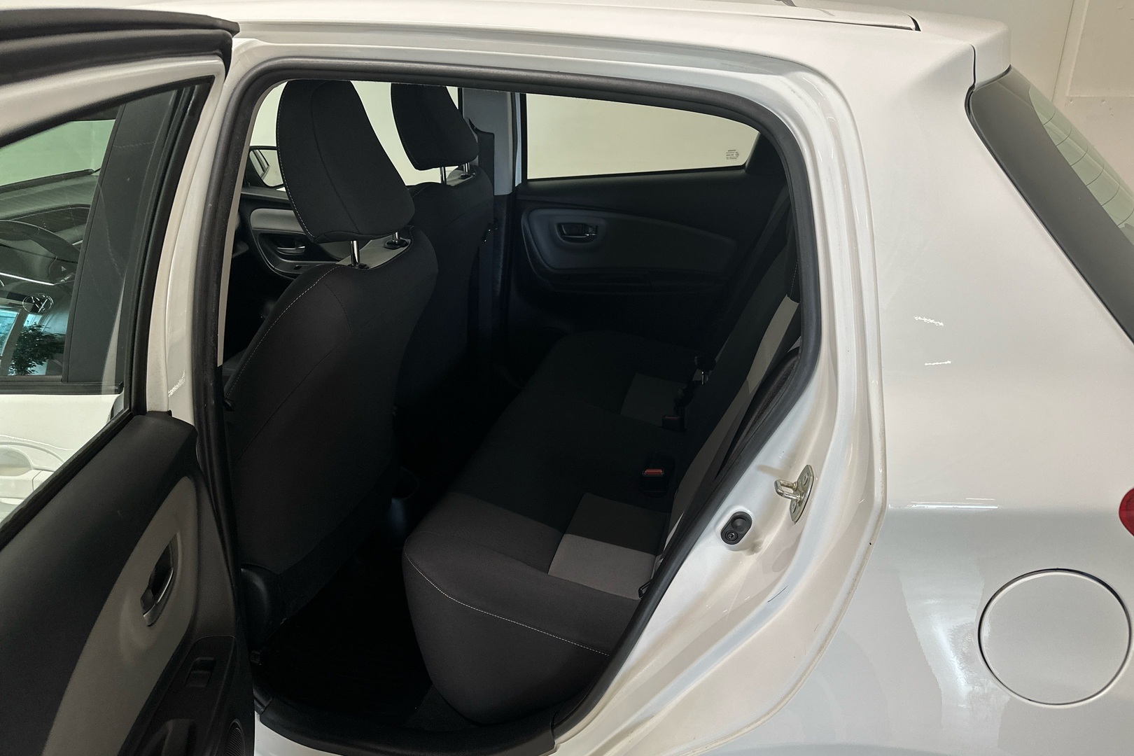 TOYOTA Yaris 2017