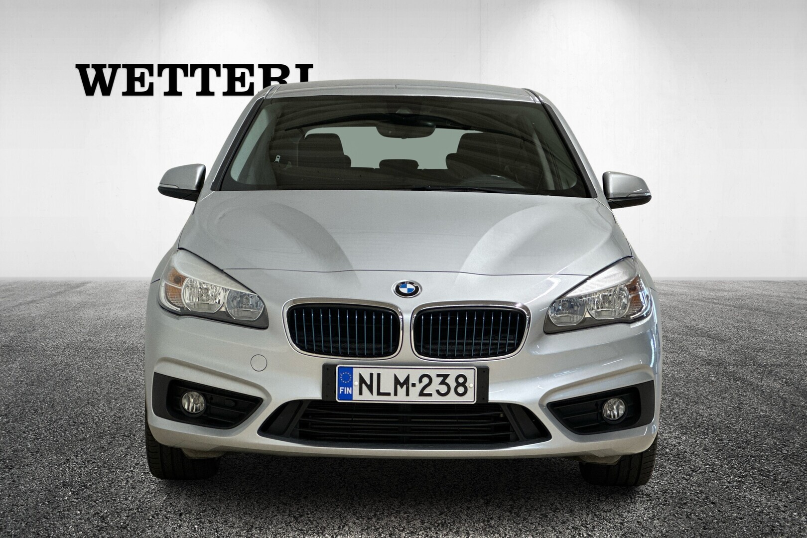 BMW 225 2017