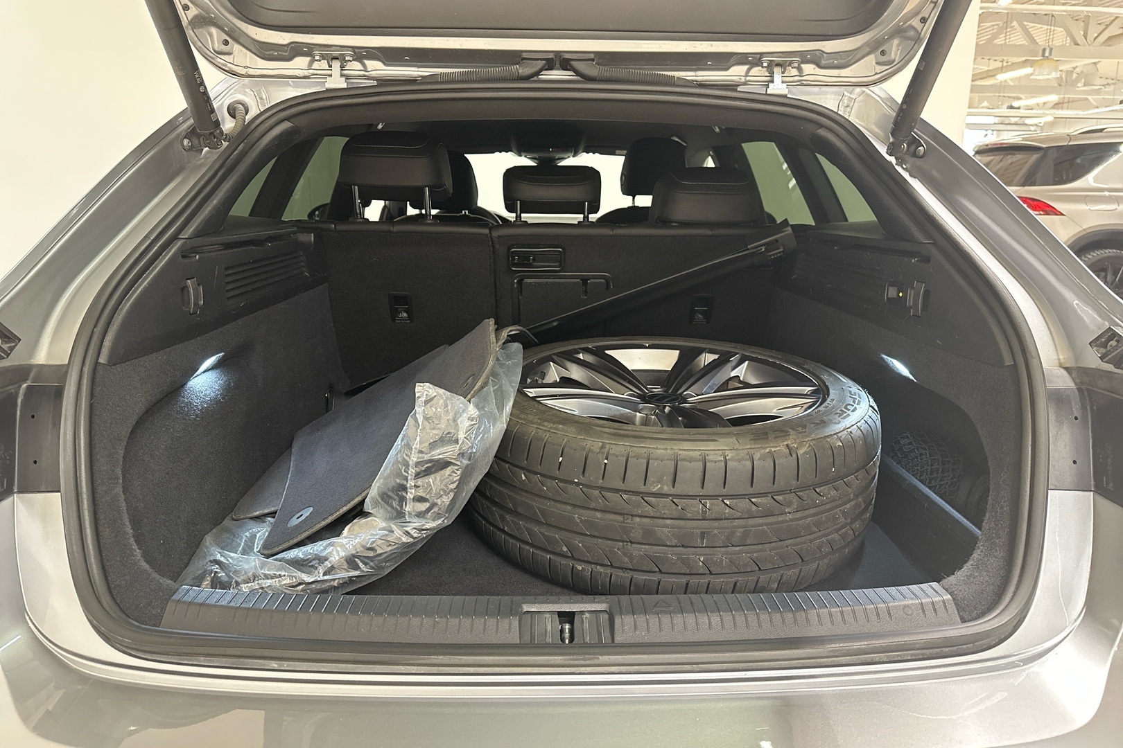 VOLKSWAGEN Arteon 2022