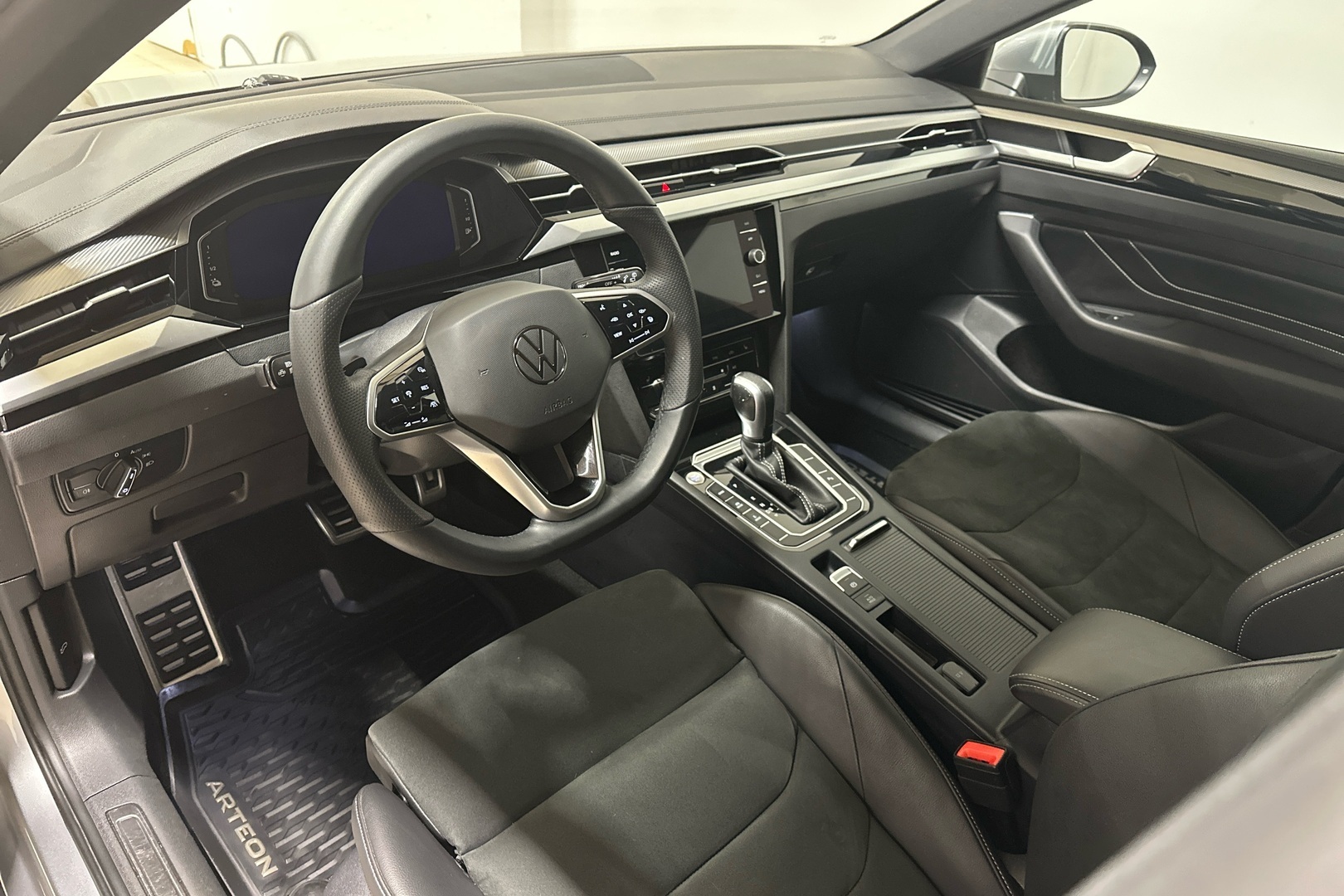 VOLKSWAGEN Arteon 2022