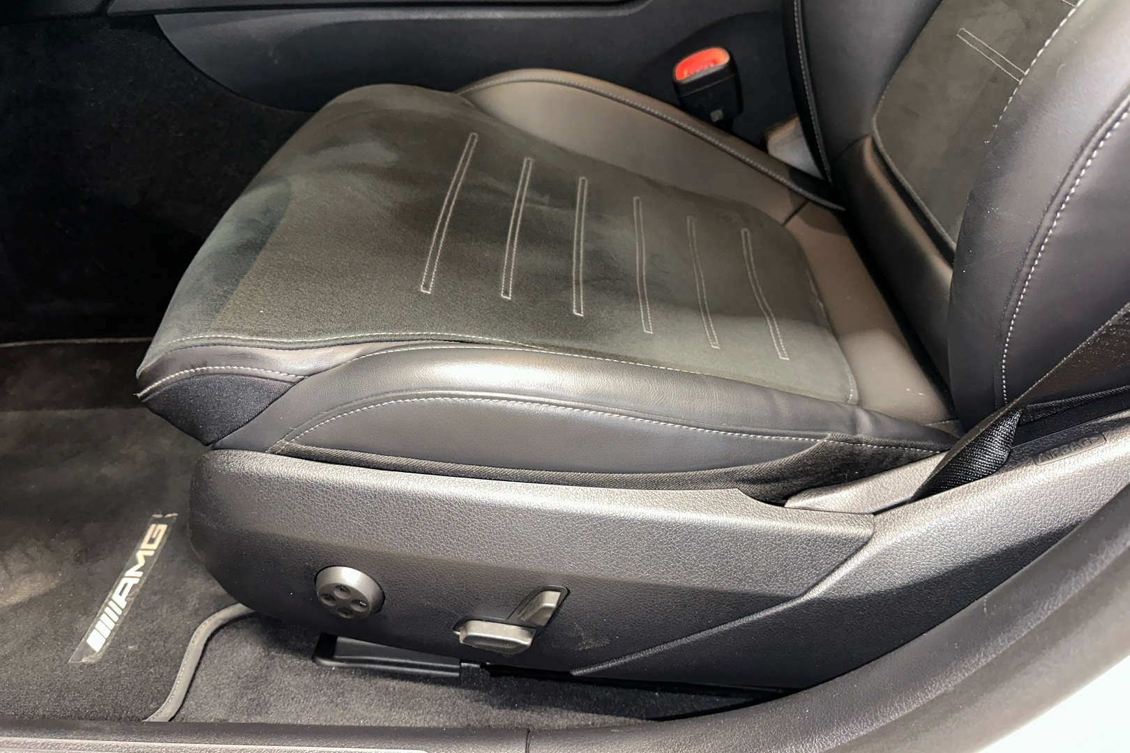 MERCEDES-BENZ C 2022