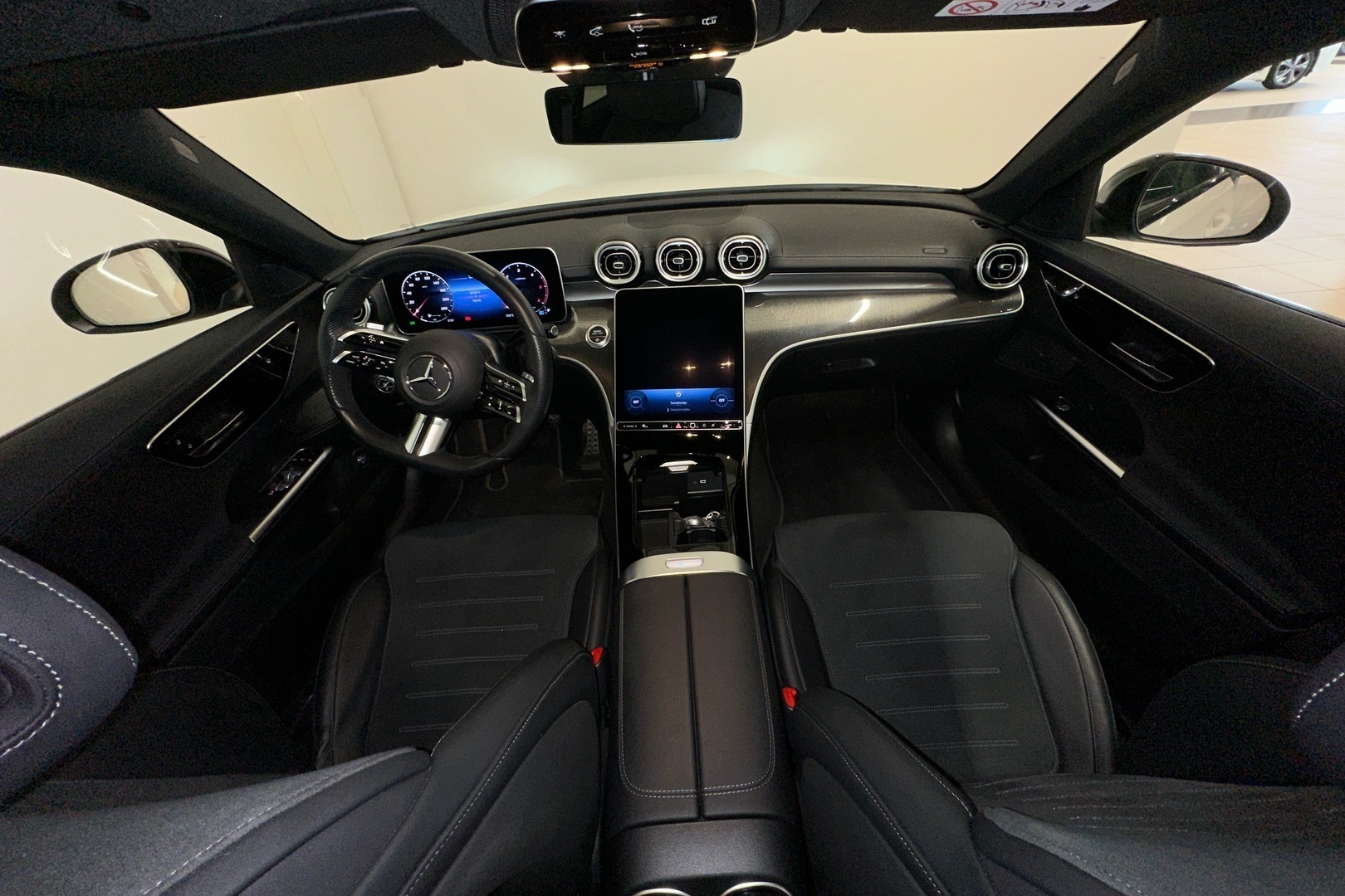 MERCEDES-BENZ C 2022