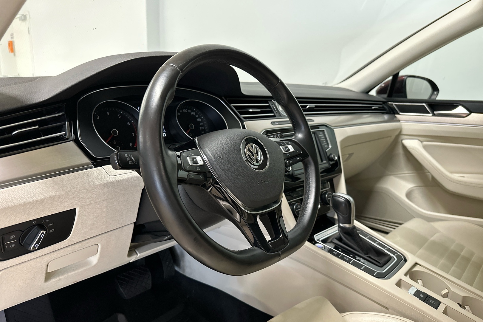 VOLKSWAGEN Passat 2015