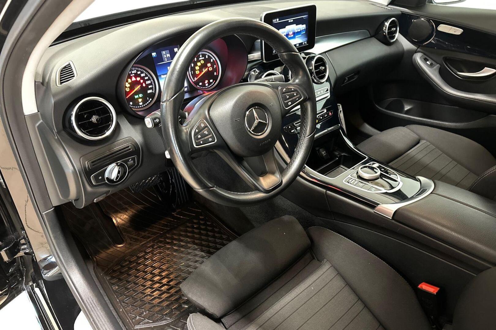 MERCEDES-BENZ C 2016