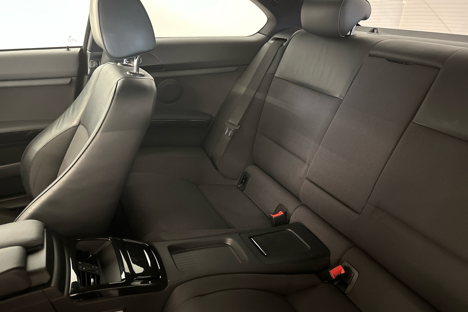 BMW 318 2010