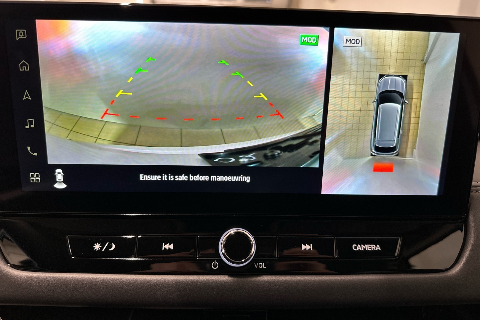 MITSUBISHI Outlander 2025