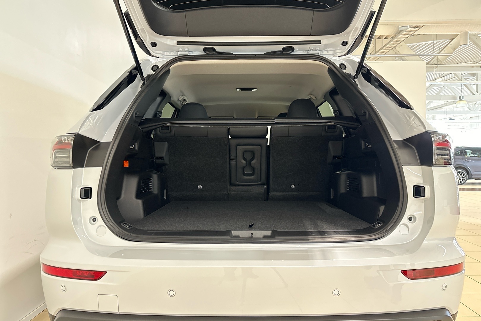 MITSUBISHI Outlander 2025