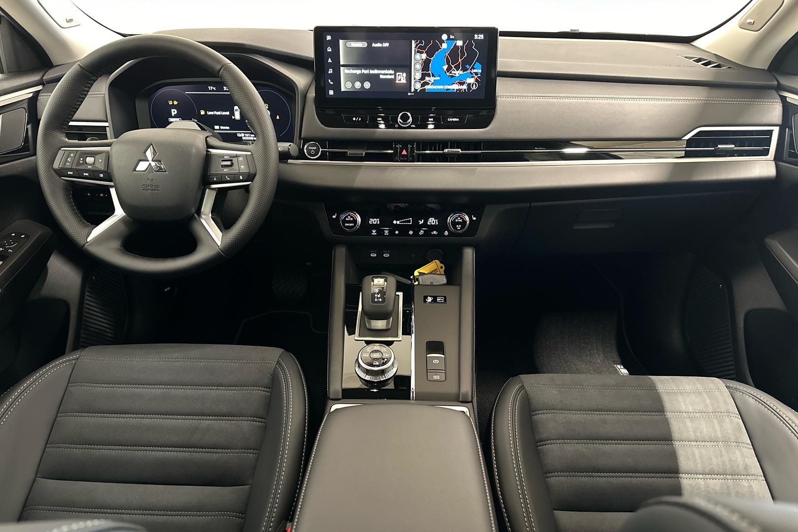 MITSUBISHI Outlander 2025